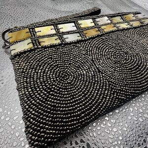 Tomy Bahama Embellished Sequins Beaded Clutch/ Wristlet. Rare Finds.